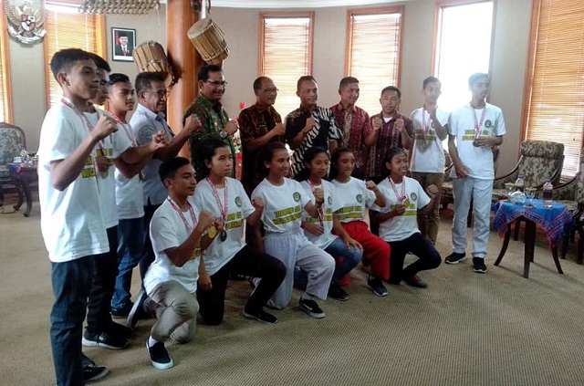 terima kontingen taekwondo bupati manggarai