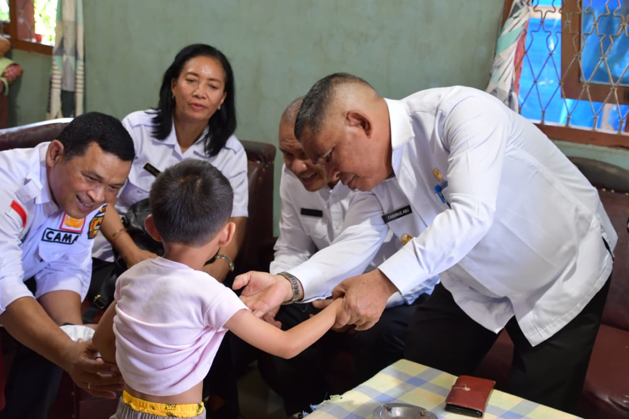 Terkait Kasus Gigitan Anjing Rabies Terbaru di Karot, Wabup Fabi Abu Gelar Rapat Koordinasi Darurat