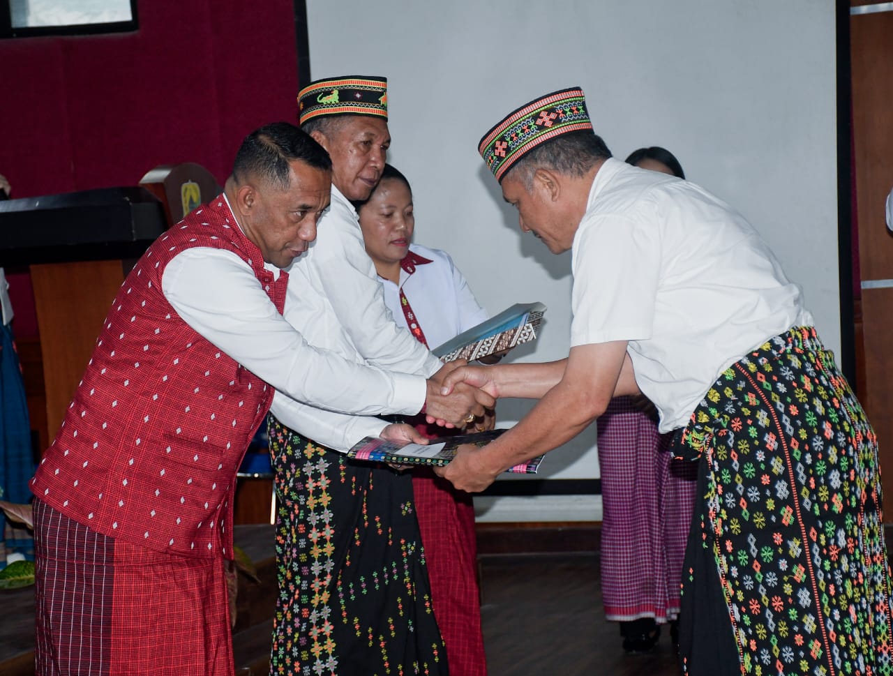 Penyerahan DPA 2026, Bupati Manggarai Tekankan Disiplin Anggaran dan Dampak Nyata bagi Masyarakat