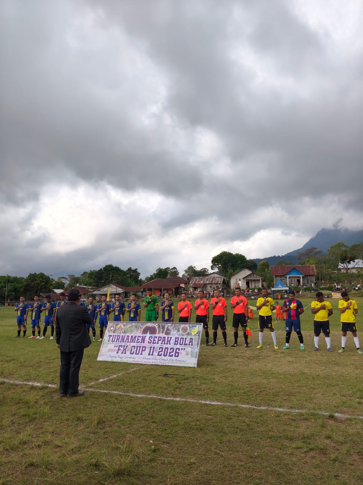 Wakil Bupati Manggarai Ajak Generasi Muda Majukan Sepak Bola Lewat FX CUP II 2026